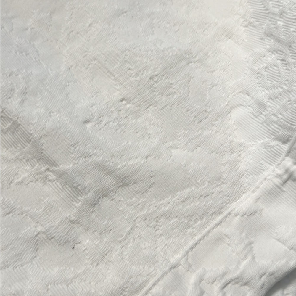 Pereira da Cunha Elegant White Textured Shower Curtain